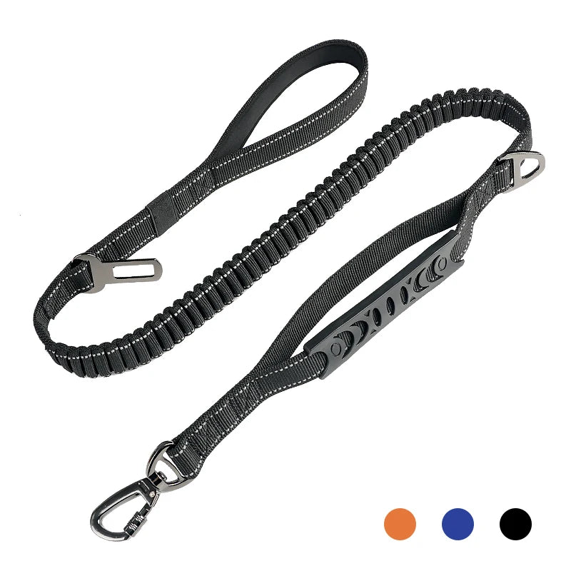 Correa de nylon reflectante multifuncional retráctil. Evita tirones y asegura a tu perro con nuestro broche de seguridad para vehículos. ¡Ideal para caminatas y viajes en coche!